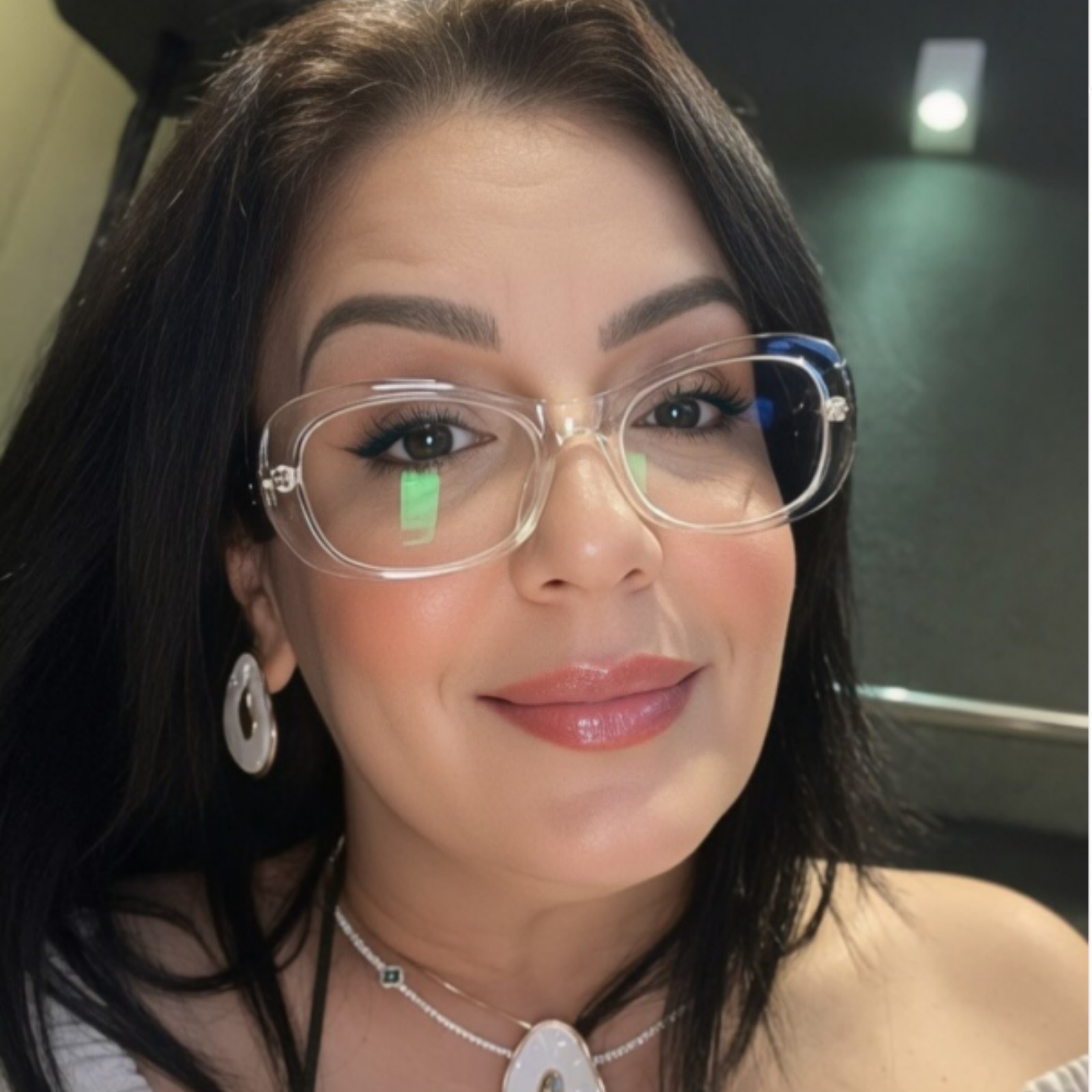 Meire Cruvinel em atividade de campanha